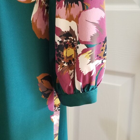 Amour Vert Silk Wrap Dress in Teal - LNC - Picture 4 of 8